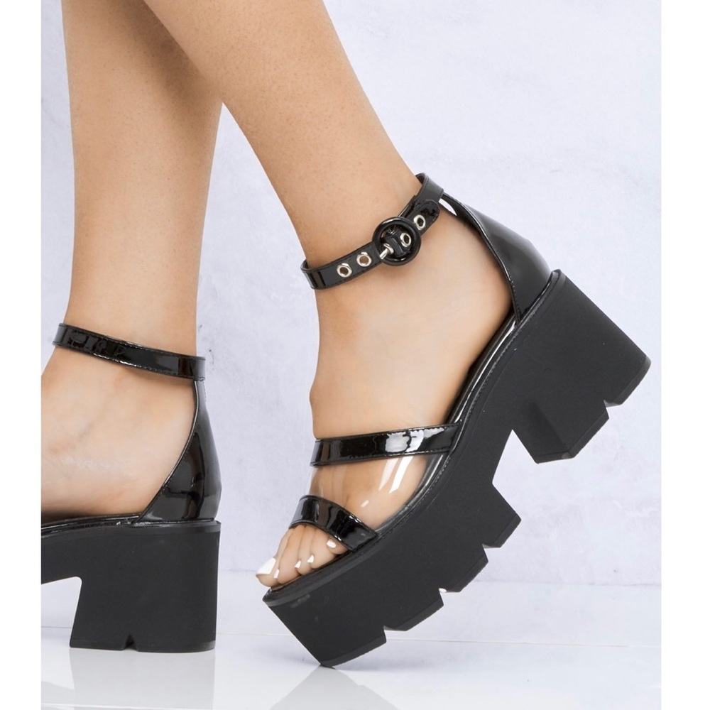 NWT Lamoda Starlight Chunky Platform Sandals